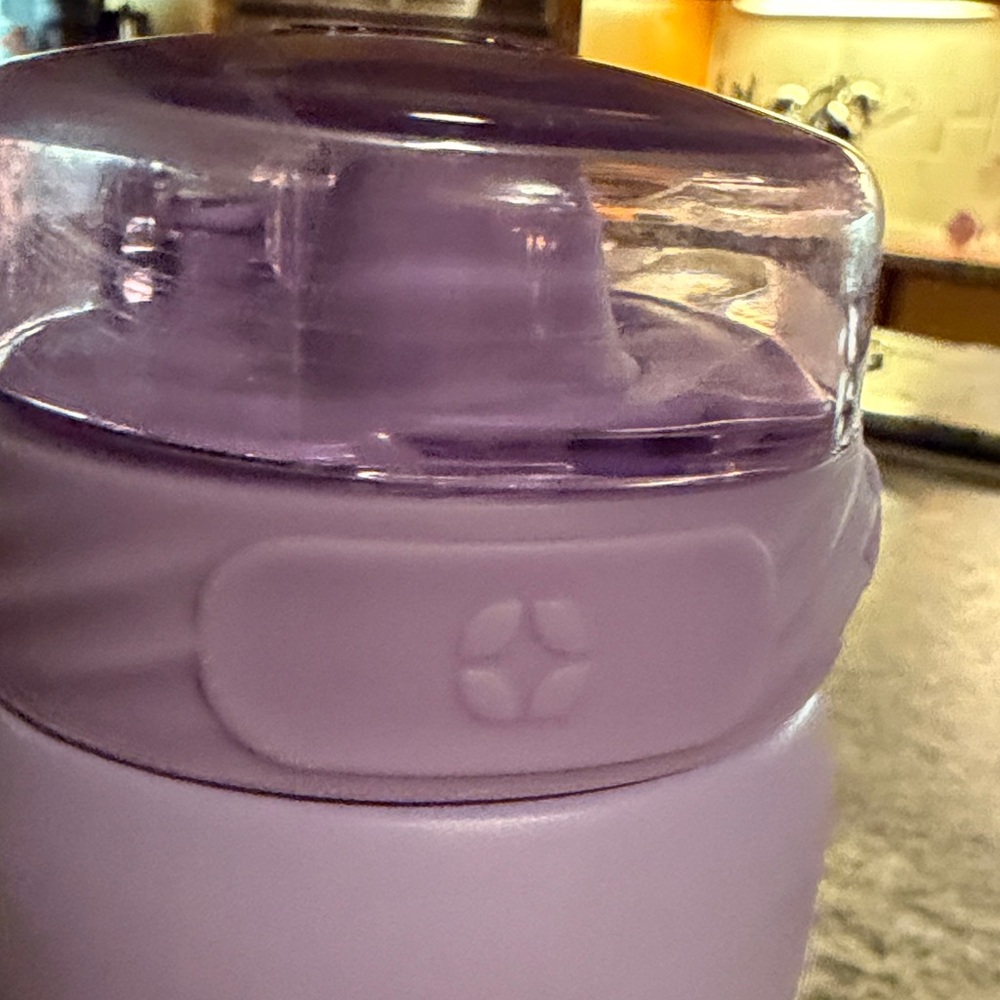 Ello Lavender Stainless Water Bottle with Floral Stickers - Picture 4 of 6